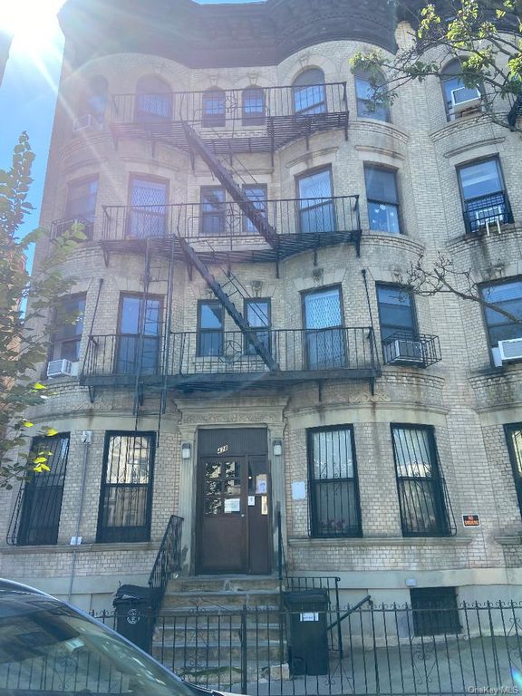 478 Bainbridge Street 1A, Brooklyn, NY 11233 — exterior