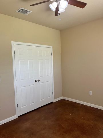 8592 Ranch RD 1869, Liberty Hill, TX 78642