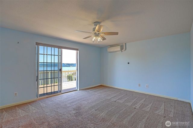 2891 Viewmont Place, Camano Island, WA 98282