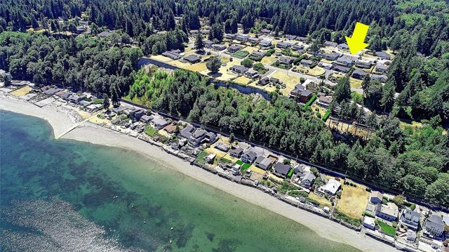 2891 Viewmont Place, Camano Island, WA 98282