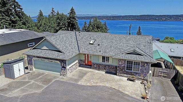 2891 Viewmont Place, Camano Island, WA 98282