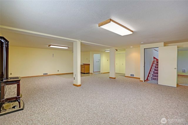 2891 Viewmont Place, Camano Island, WA 98282