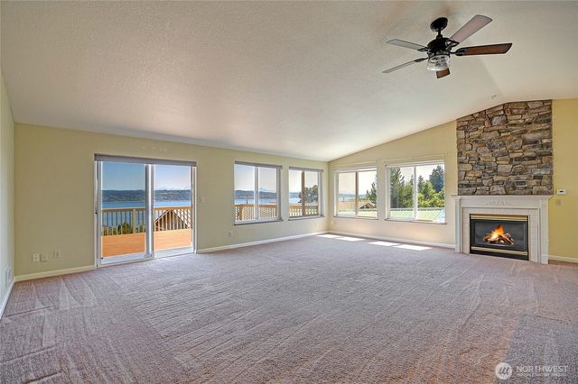 2891 Viewmont Place, Camano Island, WA 98282