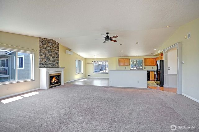 2891 Viewmont Place, Camano Island, WA 98282