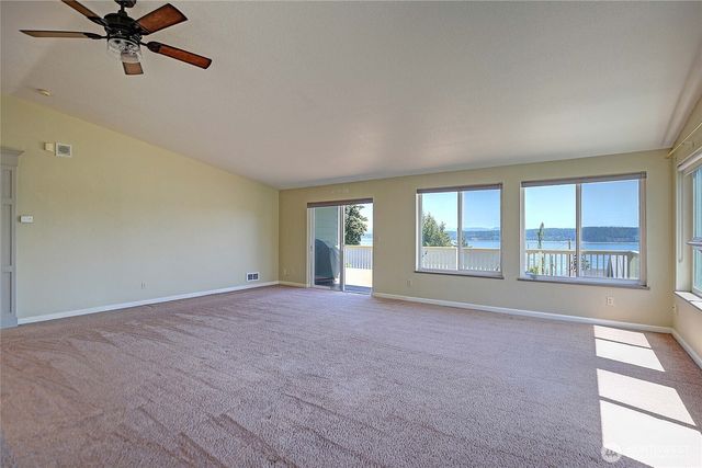 2891 Viewmont Place, Camano Island, WA 98282