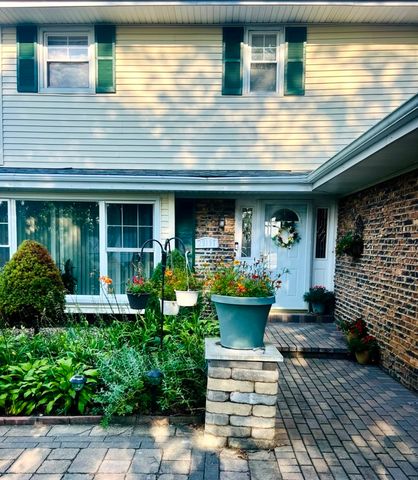 23131 S Volbrecht Road, Crete, IL 60417