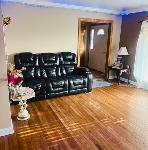23131 S Volbrecht Road, Crete, IL 60417