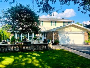 23131 S Volbrecht Road, Crete, IL 60417