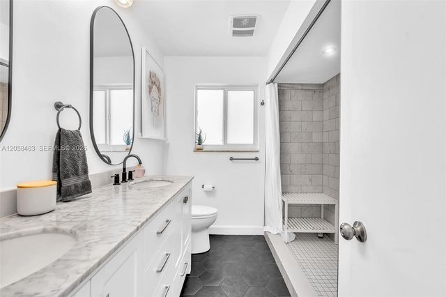 101 El Dorado Parkway, Plantation, FL 33317