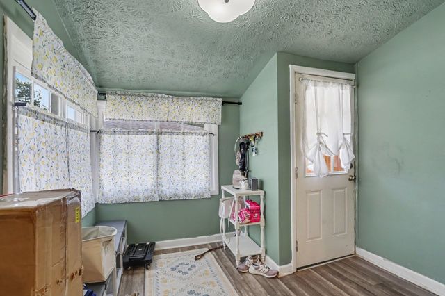1664 Zettler Road, Columbus, OH 43227