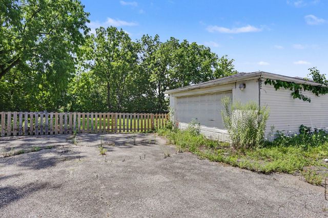 1664 Zettler Road, Columbus, OH 43227