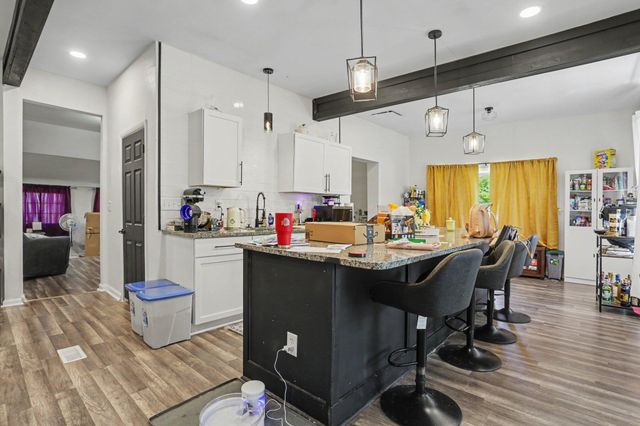1664 Zettler Road, Columbus, OH 43227