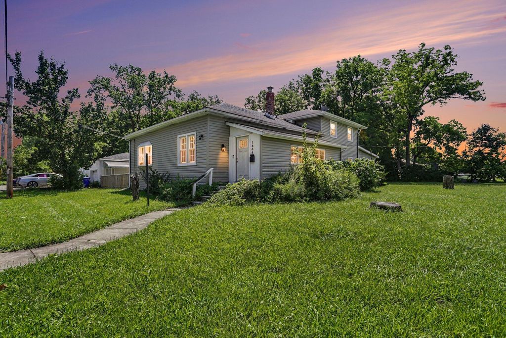 1664 Zettler Road, Columbus, OH 43227