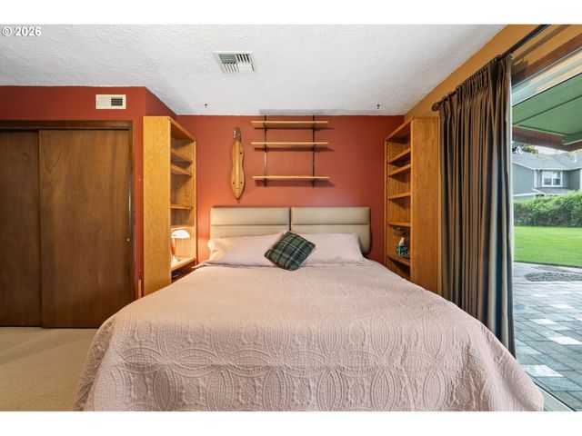 4620 Sw 177TH Ave, Beaverton, OR 97078