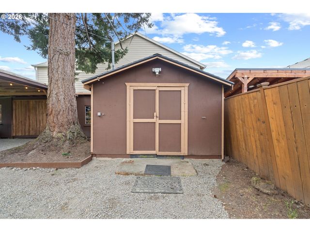 4620 Sw 177TH Ave, Beaverton, OR 97078