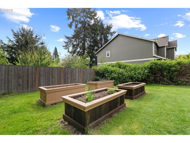 4620 Sw 177TH Ave, Beaverton, OR 97078