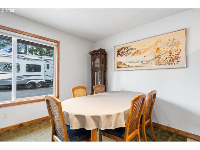 4620 Sw 177TH Ave, Beaverton, OR 97078