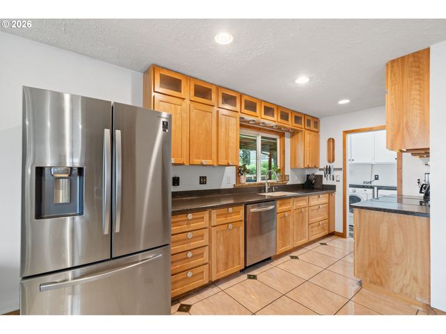 4620 Sw 177TH Ave, Beaverton, OR 97078