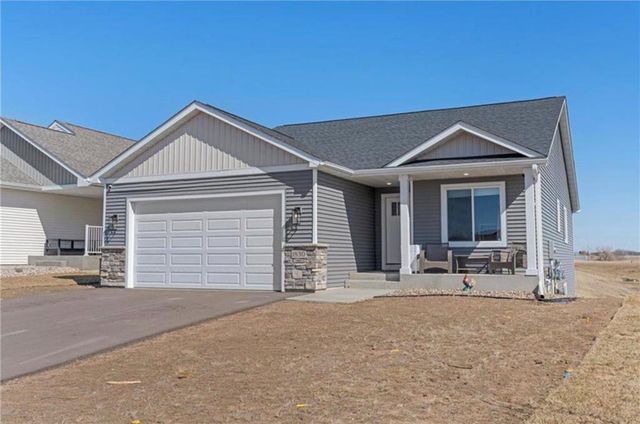1830 Cypress Trail, New Richmond, WI 54017