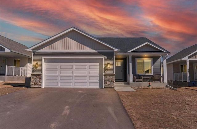 1830 Cypress Trail, New Richmond, WI 54017