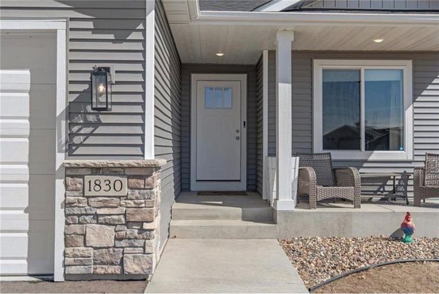 1830 Cypress Trail, New Richmond, WI 54017
