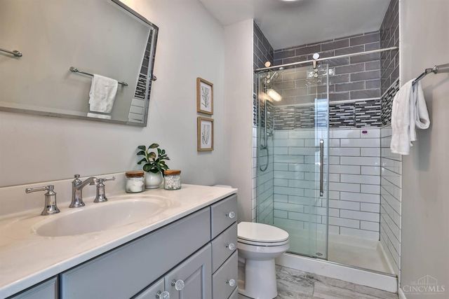 7712 E Whitehall Circle, West Chester, OH 45069