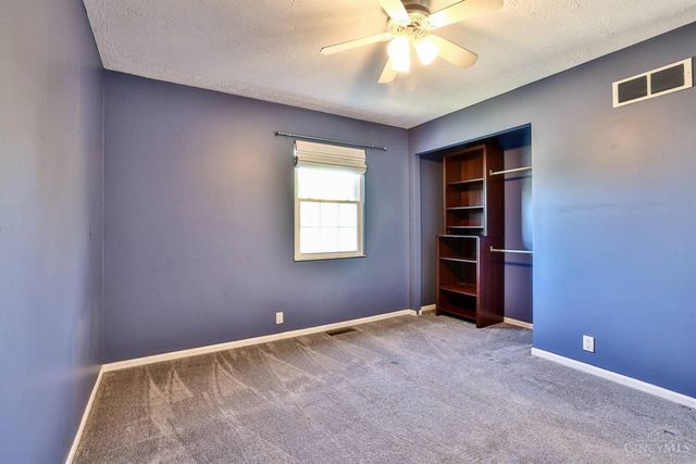 7712 E Whitehall Circle, West Chester, OH 45069