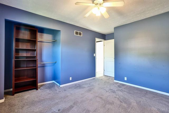 7712 E Whitehall Circle, West Chester, OH 45069