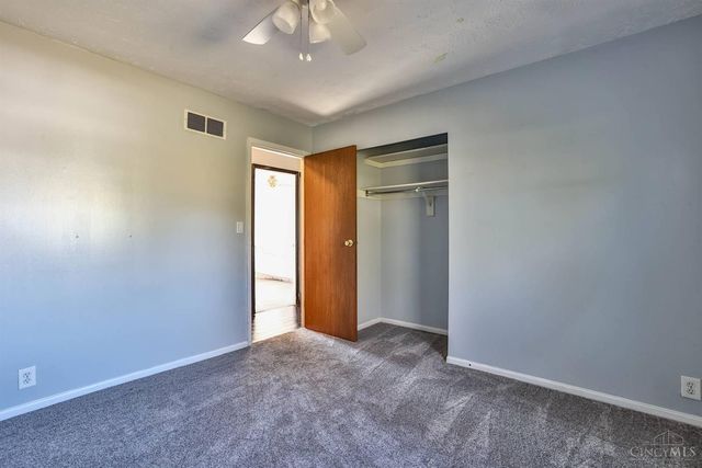 7712 E Whitehall Circle, West Chester, OH 45069