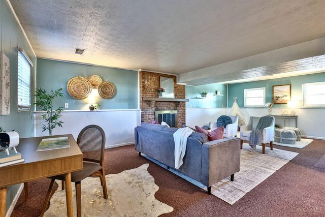 7712 E Whitehall Circle, West Chester, OH 45069