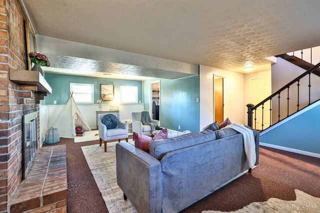 7712 E Whitehall Circle, West Chester, OH 45069