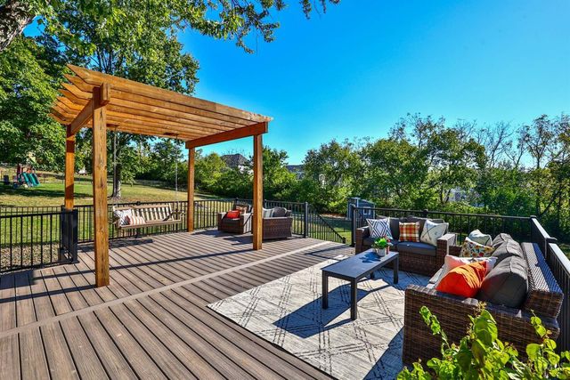 7712 E Whitehall Circle, West Chester, OH 45069