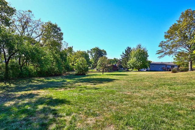 7712 E Whitehall Circle, West Chester, OH 45069