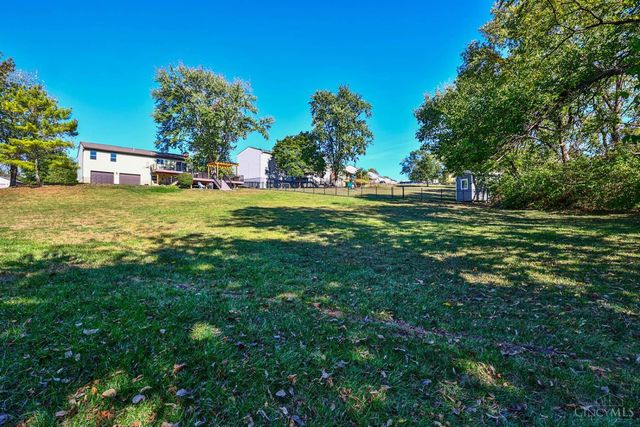 7712 E Whitehall Circle, West Chester, OH 45069