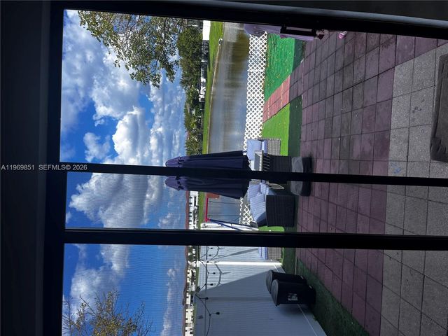 3259 W 100th Ter 3259, Hialeah, FL 33018