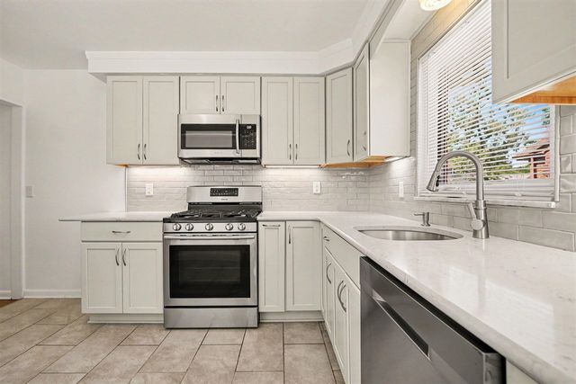 1609 Marian Avenue, Ann Arbor, MI 48103