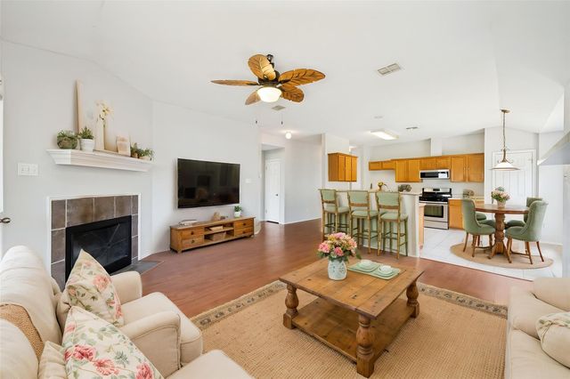 3704 Crownover ST, Austin, TX 78725