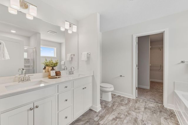 386 Laurel Place, River Falls, WI 54022