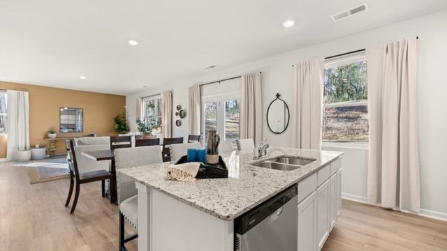 2943 Daxton Lane, Gainesville, GA 30507