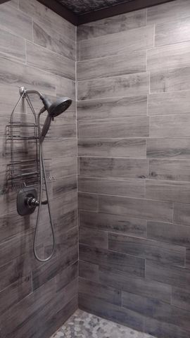 440 Trails End Drive, Camp Nelson, CA 93265