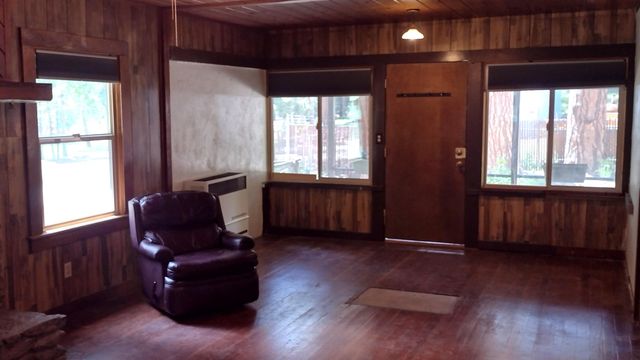 440 Trails End Drive, Camp Nelson, CA 93265