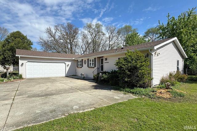 51940 Audra Drive, Elkhart, IN 46514
