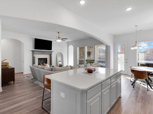 2429 Meridian Place, Midlothian, TX 76065