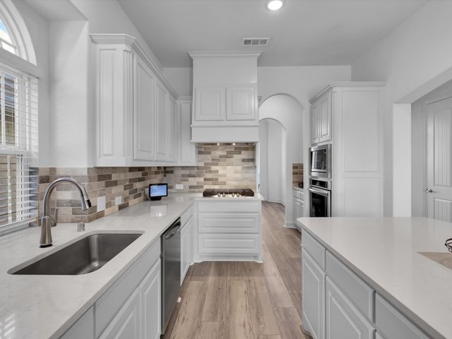 2429 Meridian Place, Midlothian, TX 76065