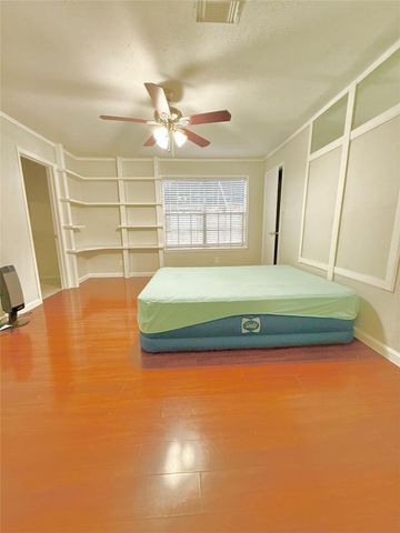 4166 Belle Park Drive 4166, Houston, TX 77072