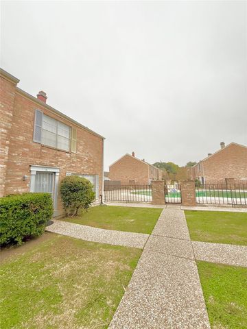 4166 Belle Park Drive 4166, Houston, TX 77072