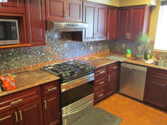 2436 Almaden Blvd, Union City, CA 94587
