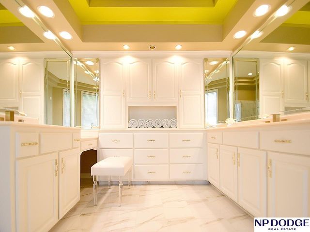 4535 S 162 Avenue, Omaha, NE 68135