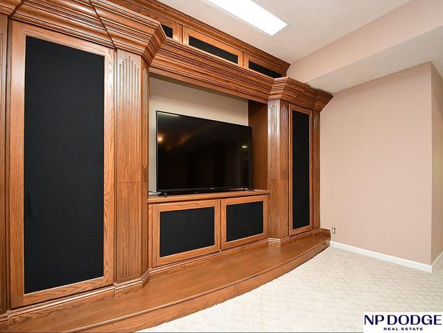 4535 S 162 Avenue, Omaha, NE 68135