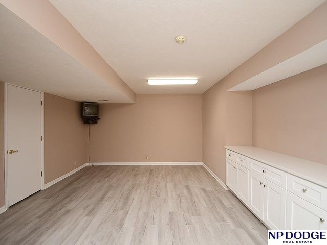 4535 S 162 Avenue, Omaha, NE 68135